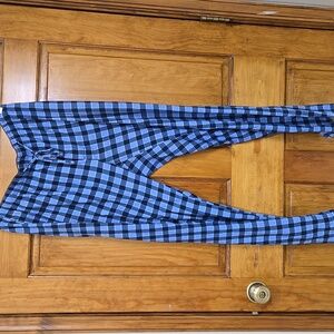 Hanes Black and Gray Patterned PJ Bottoms